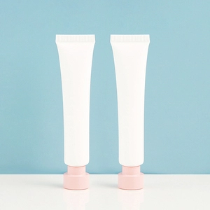 Pritaikomi tušti losjono tūbelės