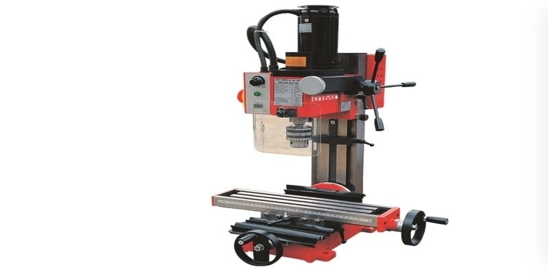 Hängebank- vs. Vollformat-Fräsmaschinen