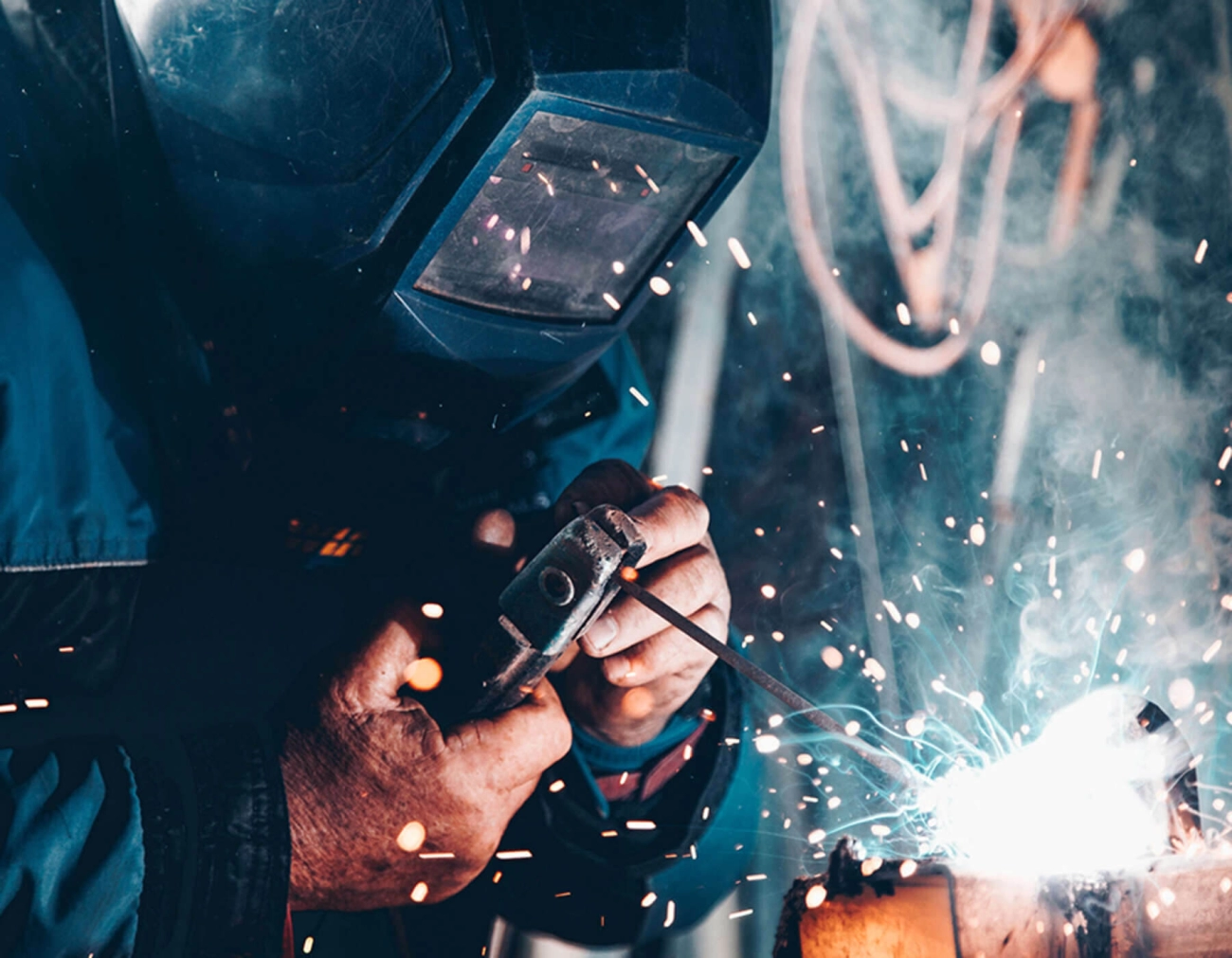 Factores de costo en fabricación de metal personalizado