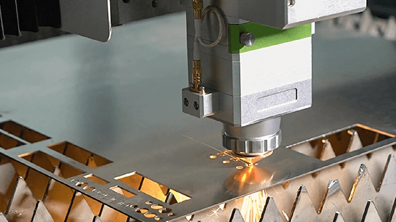Comparison of Metal Sheet Laser Cutting Types