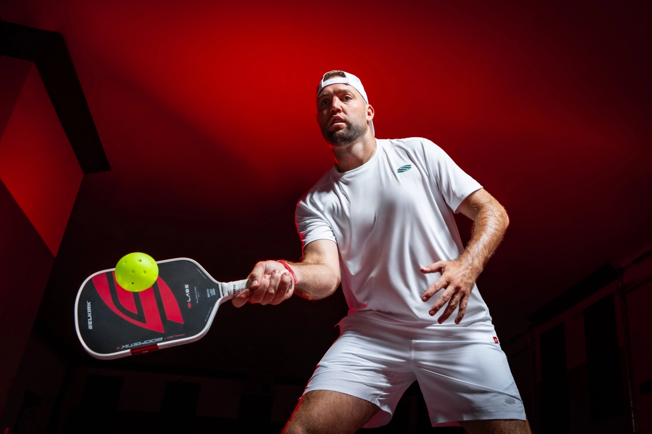 Pickleball paddle buying guide essentials