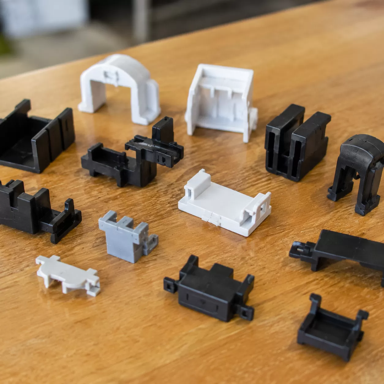 Snap-fit joint types for plastic assemblies